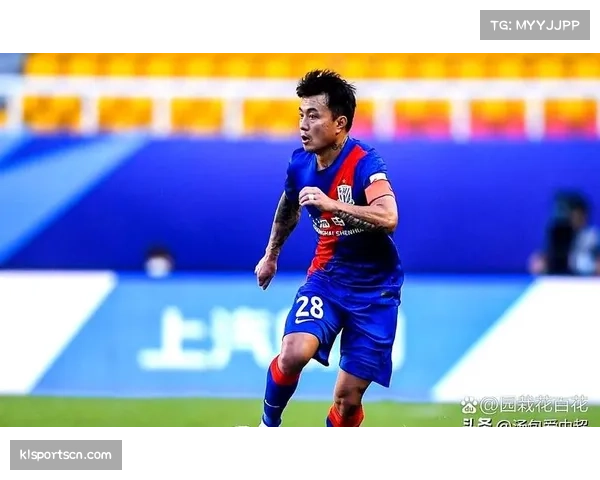 曹赟定申花老将作用关键 经验助球队控制节奏